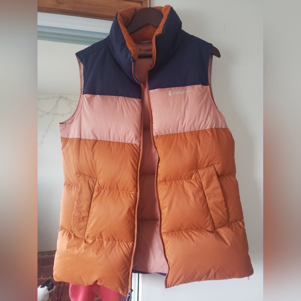 Women's cotopaxi solazo down vest large